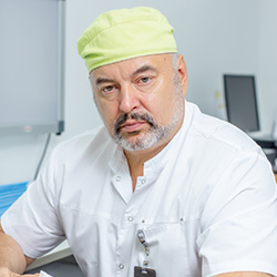 Igor Pakhomov, Tsivyan Novosibirsk Research Institute of Traumatology and Orthopaedics, Russian Federation